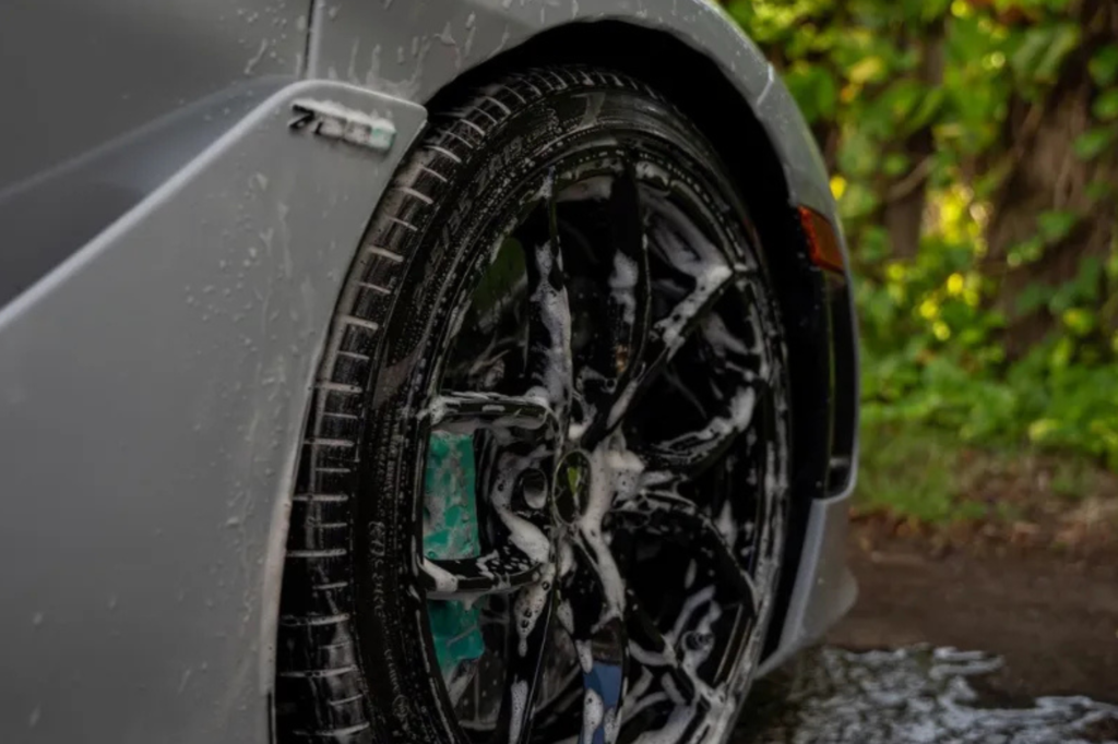 car detailing Sarasota, FL 